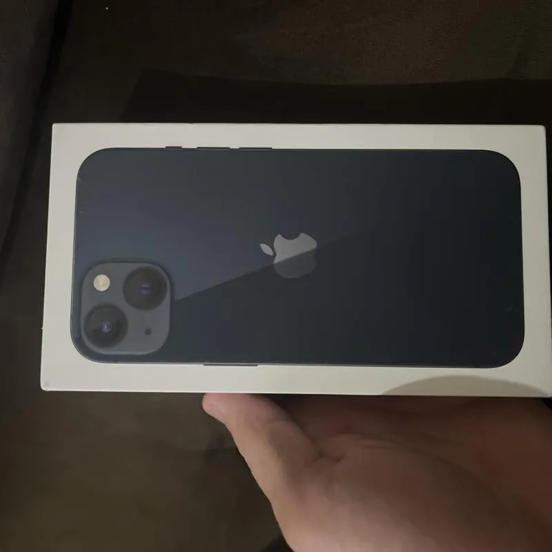 Imagem da campanha iPhone 13