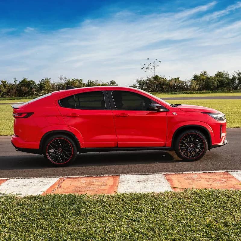 Imagem da campanha Fastback 2.0 2024 vermelho .