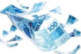 Imagem da campanha Arrecadação para as camisas do Interclasse. O ganhador leva R$100,00