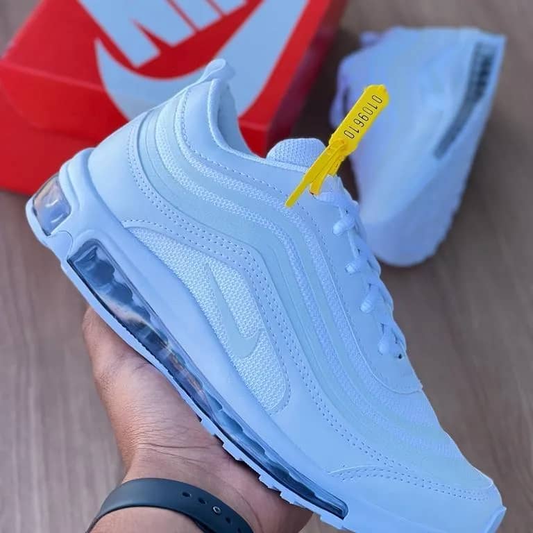 Imagem da campanha GR CALÇADOS