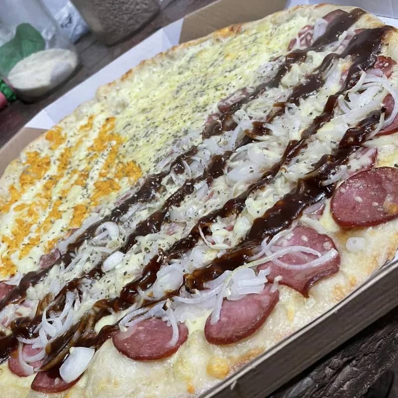 Imagem da campanha Pizza grande+coca 2L+ entrega grátis até 6km
