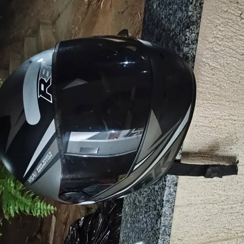 Imagem da campanha CAPACETE PRO TORK R8 CINZA, VISEIRA FUMÊ