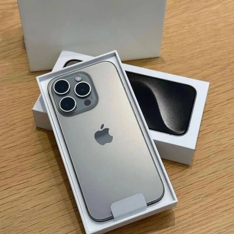 Imagem da campanha 1 IPHONE 15  OU 8 MIL REIAS NO PIX