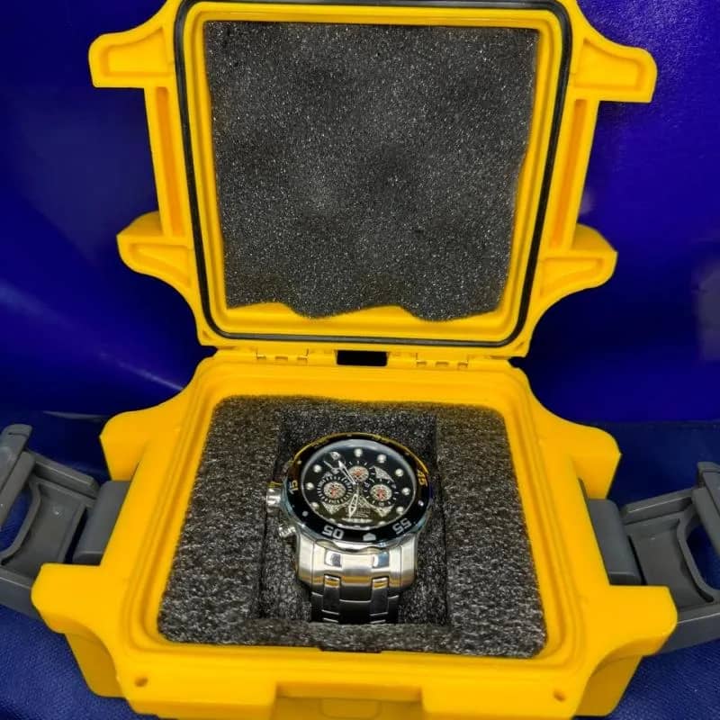 Imagem da campanha Relógio Invicta