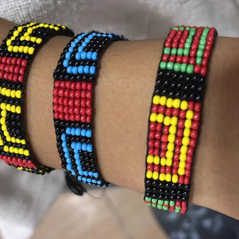Imagem da campanha Pulseiras indígena
