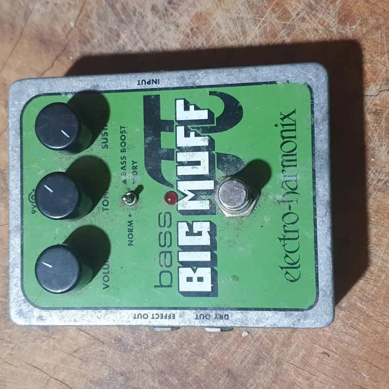 Imagem da campanha Pedal Big Muzz Baixo