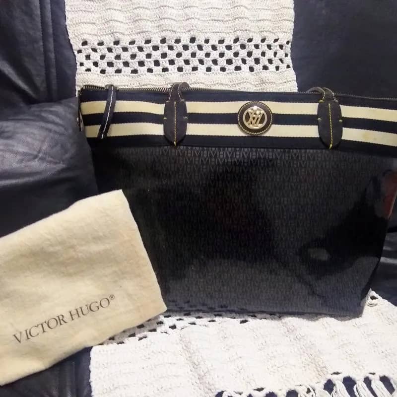 Imagem da campanha Ajude uma estudante a estudar!