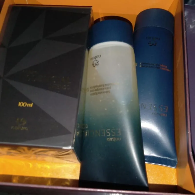 Imagem da campanha Venha participar da Rifa, e presentear seu Pai, Esposo com um kit lindo essencial Masculino.