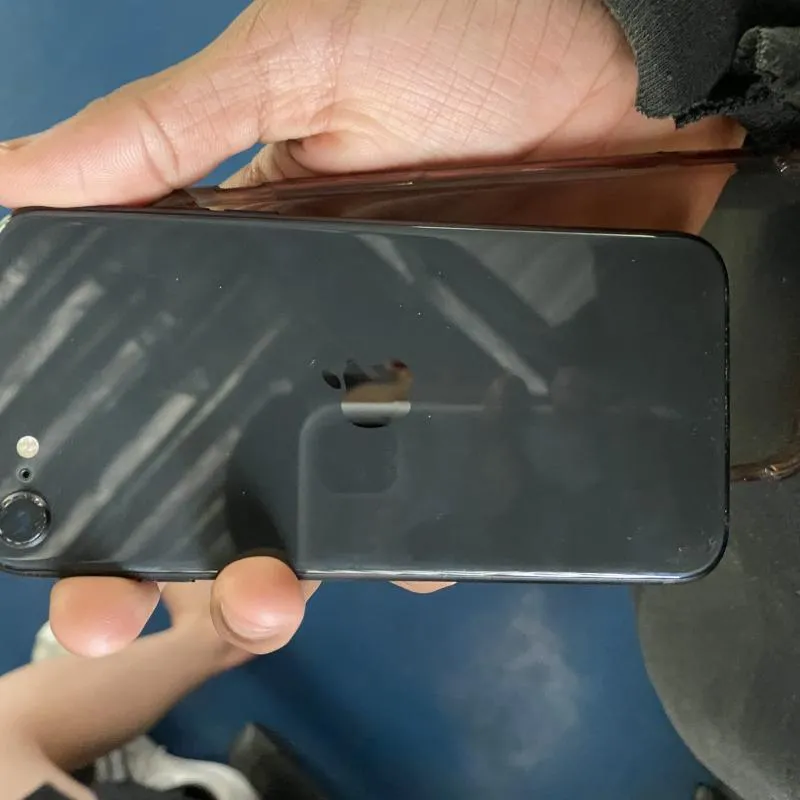 Imagem da campanha IPHONE SE