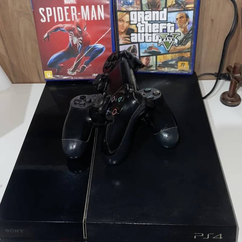 Imagem da campanha Ps4+2 controle +2 Jogos