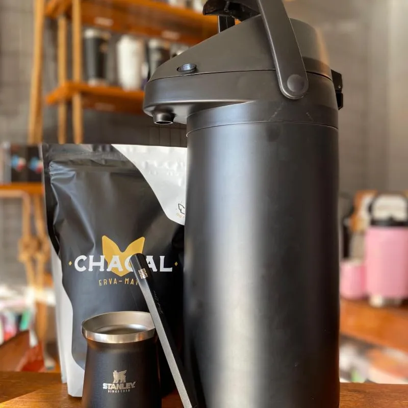 Imagem da campanha Kit Tereré Black ( Garrafa Térmica 5l - Copo Stanley - Bomba ) Erva Free