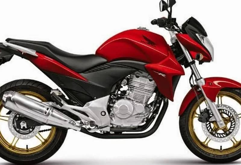 Imagem da campanha cb 300 2012