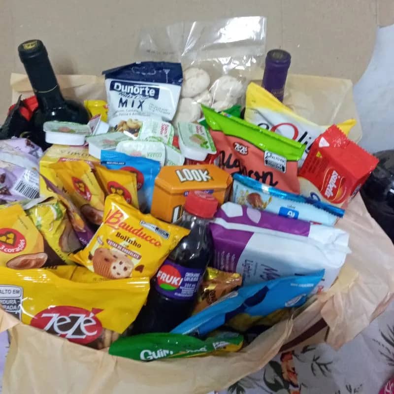 Imagem da campanha Ilê Axé Xapanã e Iemanjá promovem. Sorteio de uma cesta com guloseimas, salgados e bebidas