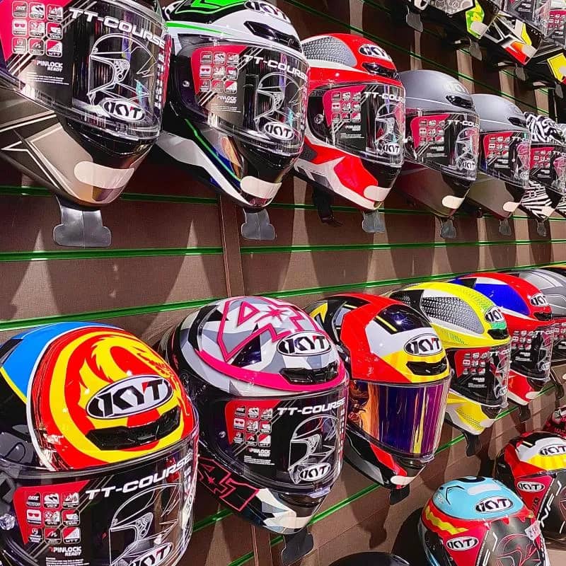 Imagem da campanha KYT TT COURSE