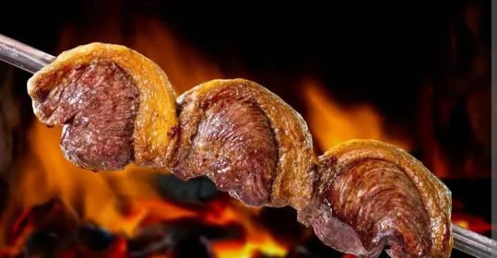 Imagem da campanha Na compra de um número você estará concorrendo a 5kg de costela, 3 kg de linguiça e 2 coca colas de 3L