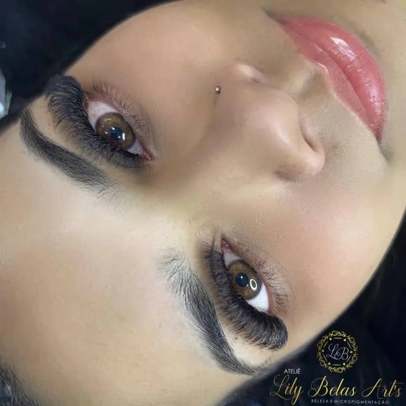 Imagem da campanha Curso extensão de cílios /ou $500,00 no pix .