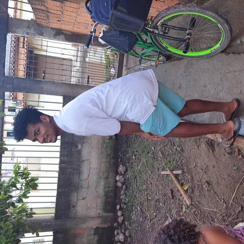 Imagem da campanha Neguinho do morro Zé bombom