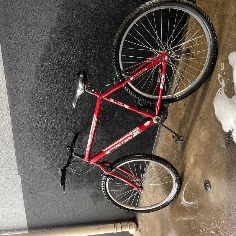 Imagem da campanha Bike do neguin stunt race Não comprem é golpe