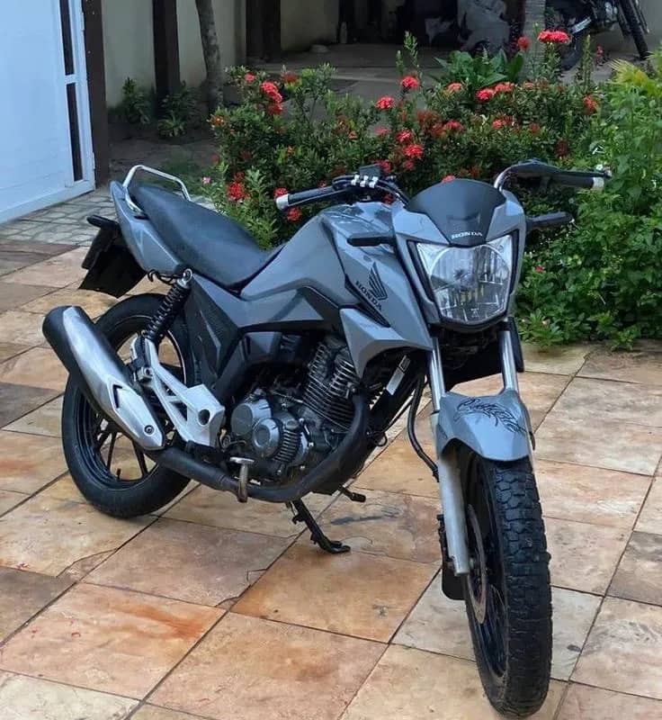 Imagem da campanha Titan 160