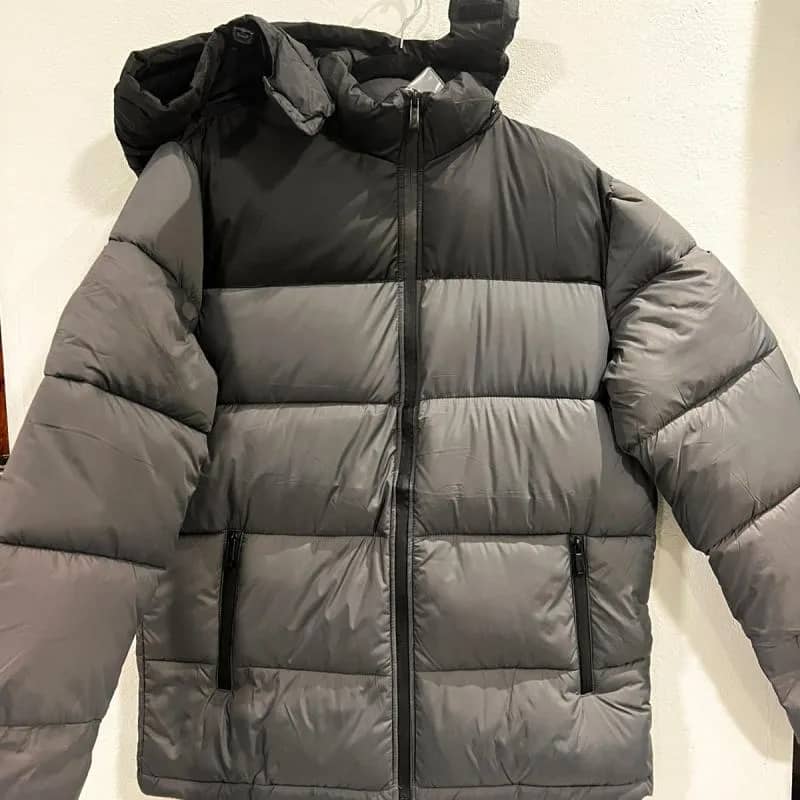 Imagem da campanha 1 jaqueta masculina +1 jaqueta feminina