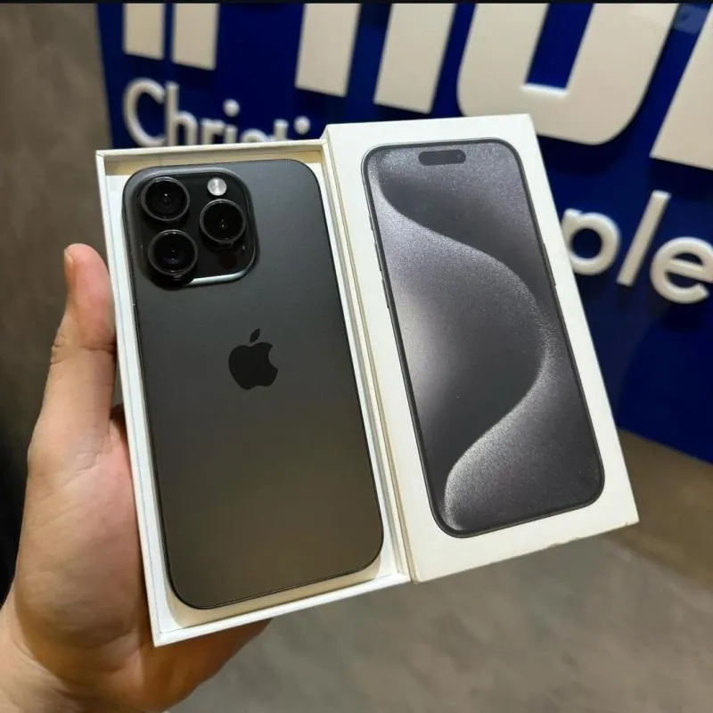 Imagem da campanha iPhone 15 Pro Max ou R$ 8000,00 no PIX