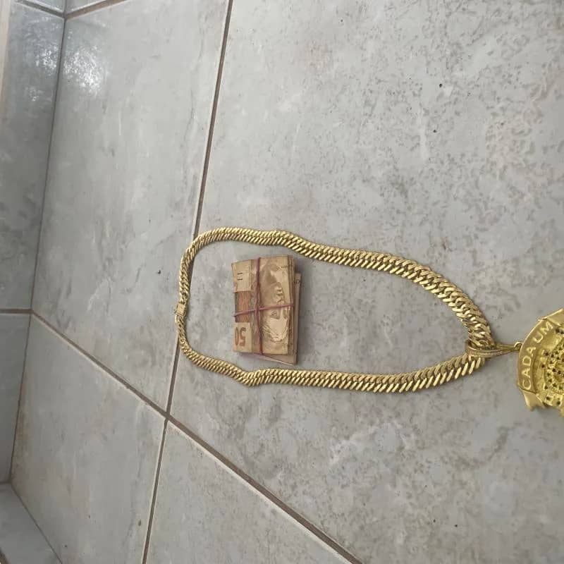 Imagem da campanha Cada um com sua sorte 🍀  Lembrando que será 400 reais no pix ou a corrente.🍀🍀🍀🍀💖