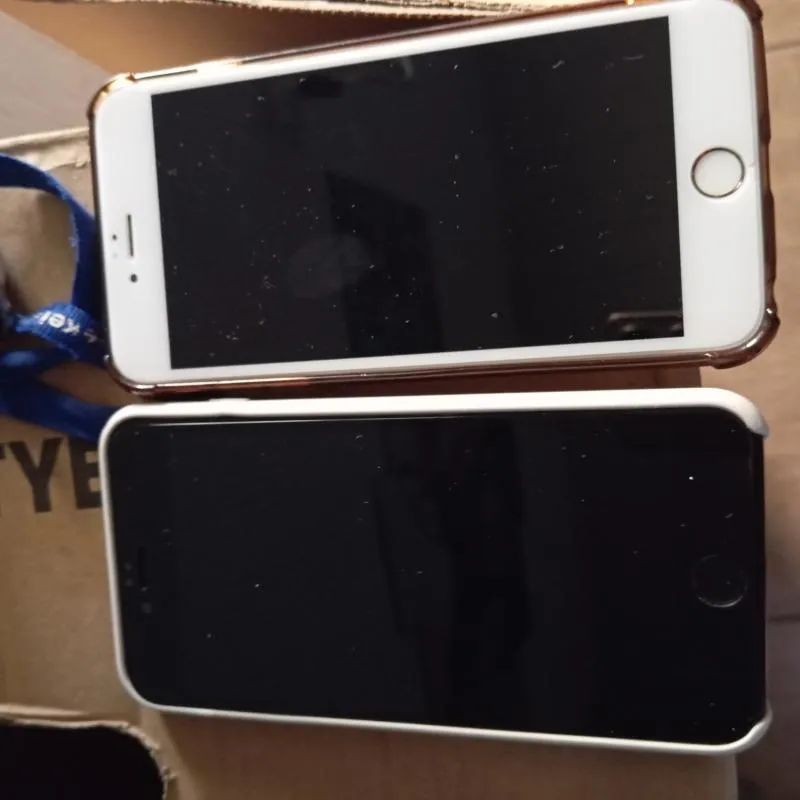 Imagem da campanha 2 iPhones 6 e 8 seminovos
