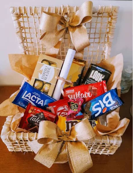 Imagem da campanha Ajude a realizar um bem e satisfazer também.