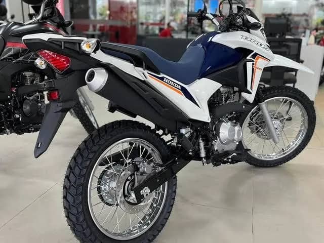 Imagem da campanha BROS 160 OU 15 MIL