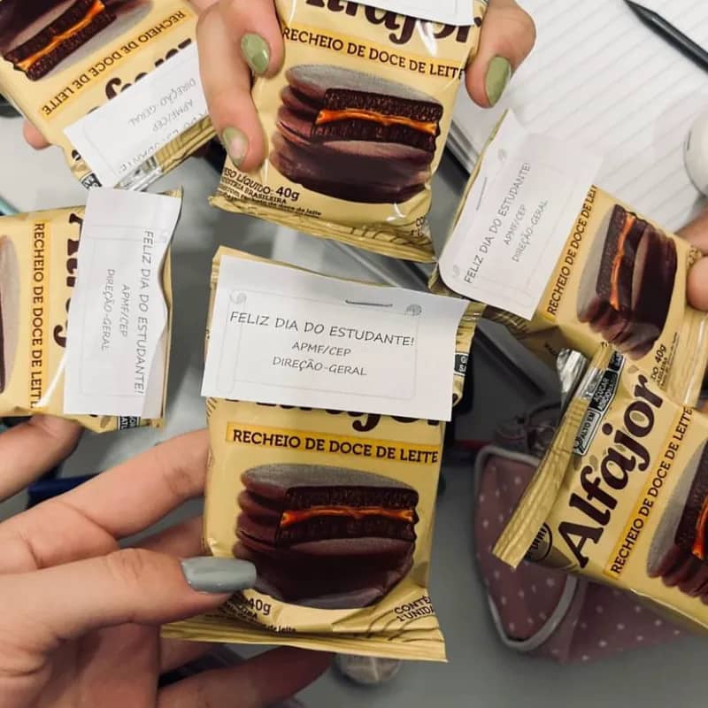 Imagem da campanha valen