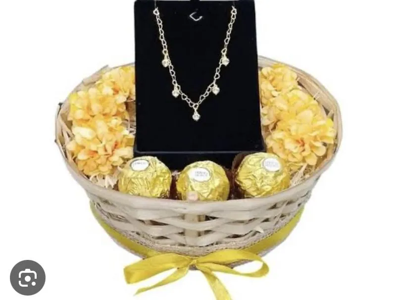 Imagem da campanha Carmen Joias