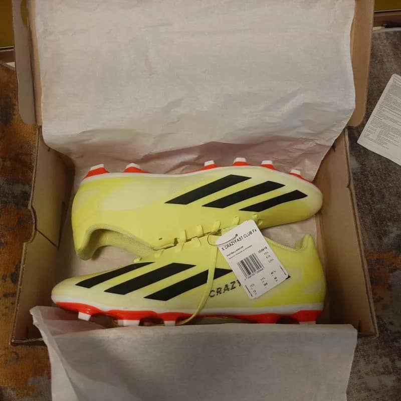 Imagem da campanha Chuteira X CrazyFast Club FxG