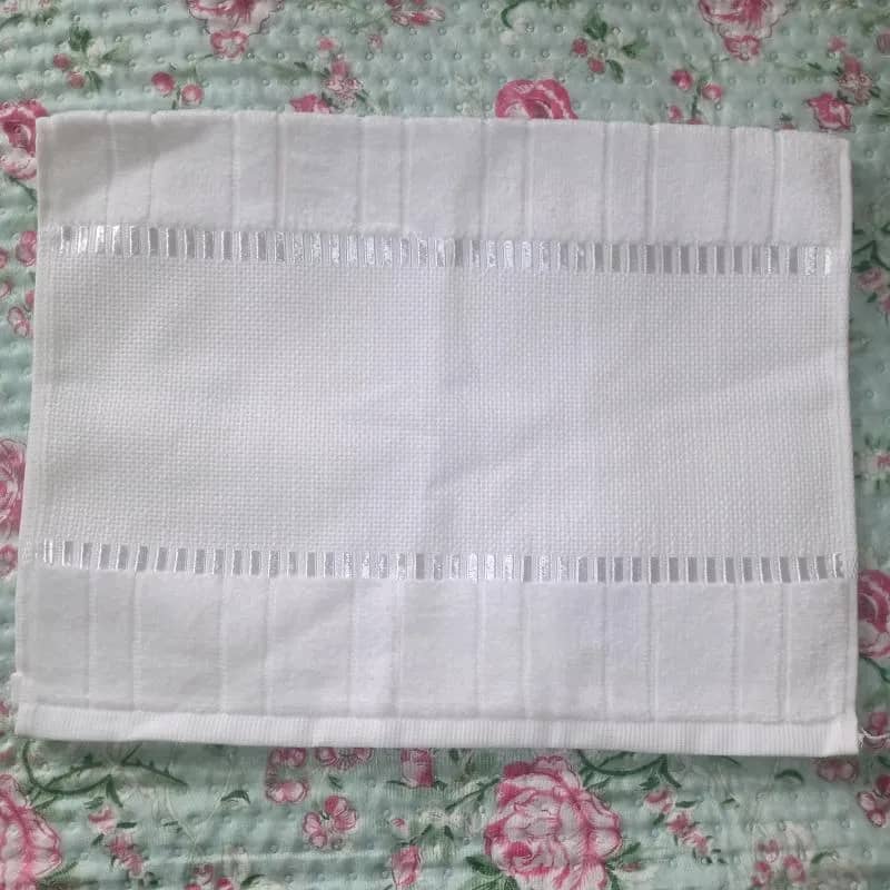 Imagem da campanha Madrinha e padrinho de plantão