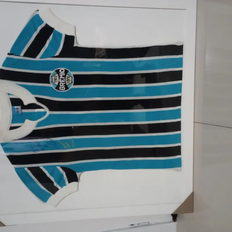 Imagem da campanha Camisa autografada pelo Tarcísio flecha negra do grêmio!