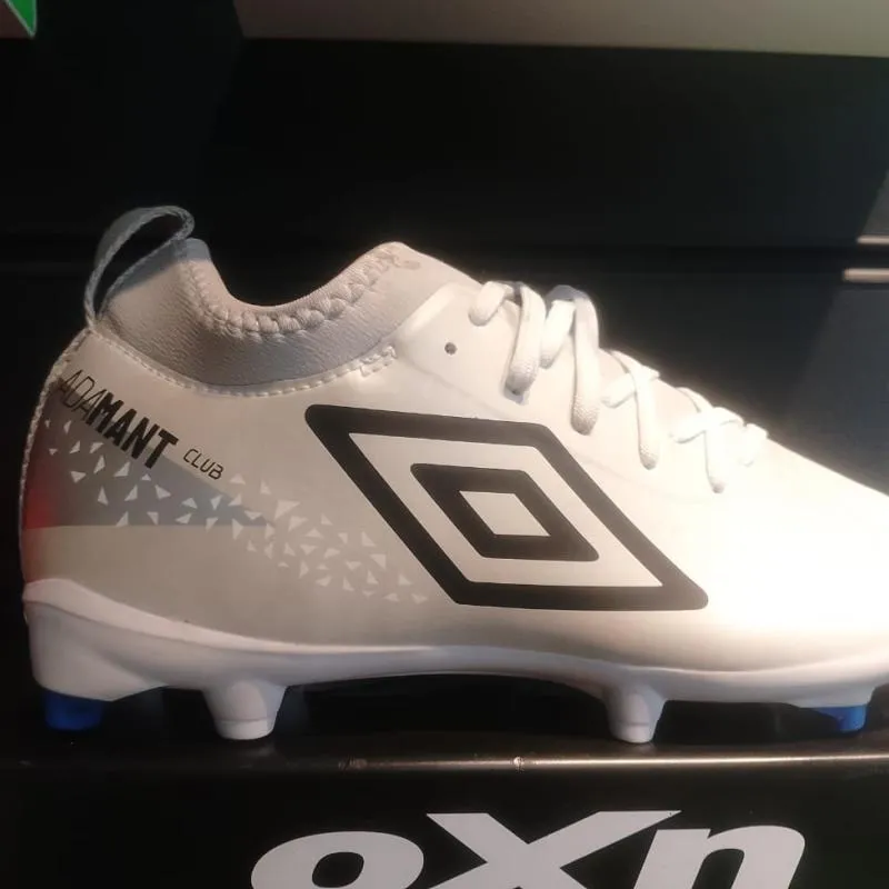 Imagem da campanha ADAMANT CHUTEIRA CAMPO