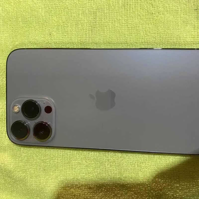 Imagem da campanha iPhone 13 Pro Max