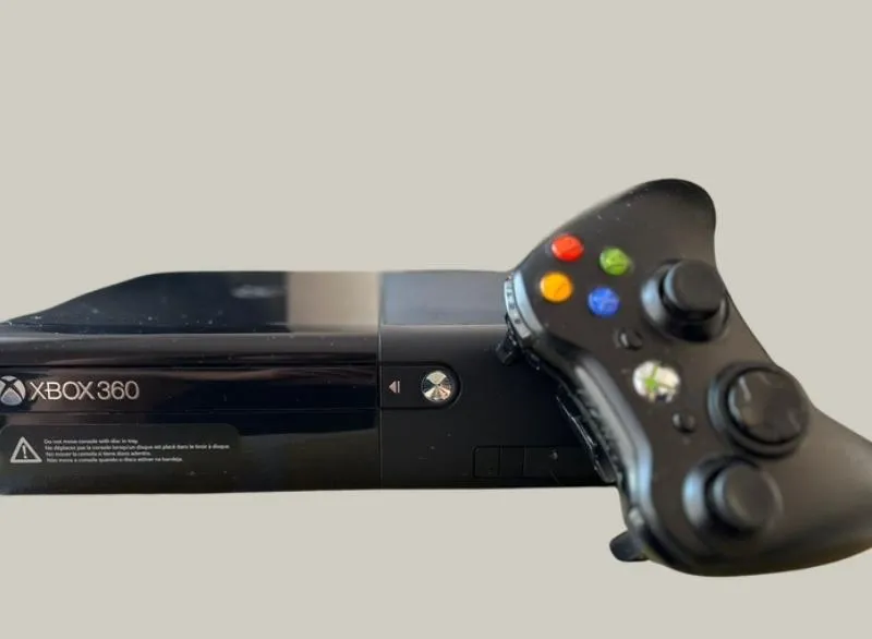 Imagem da campanha Xbox 360 250gb + 1 kinect + 1 jogo + 1 controle