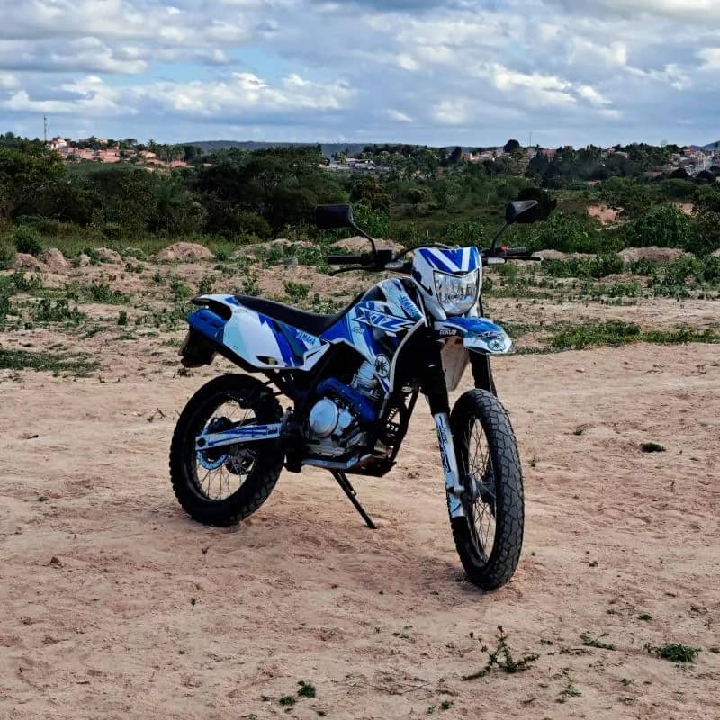 Imagem da campanha Lander 250 ou 10mil no pix