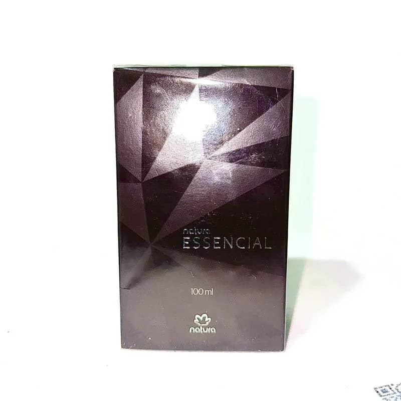 Imagem da campanha perfume da gaga de ilheus