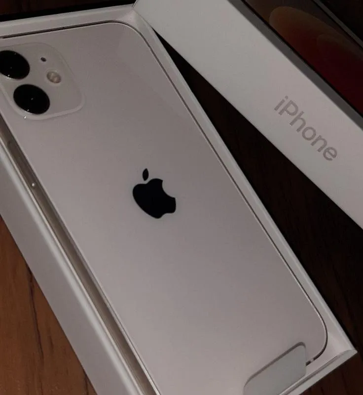 Imagem da campanha IPHONE 11 WHITE ⚪️