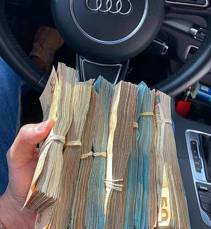 Imagem da campanha Rifa 2 iphones 15 pro max ou 18 mil reais em dinheiro ( pix )