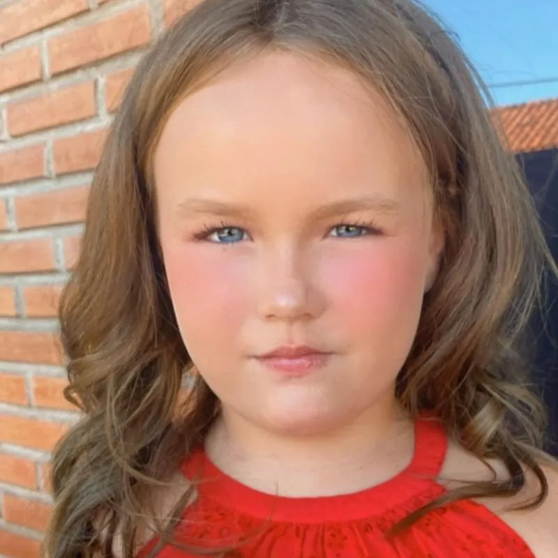 Imagem da campanha Ajude a Mel