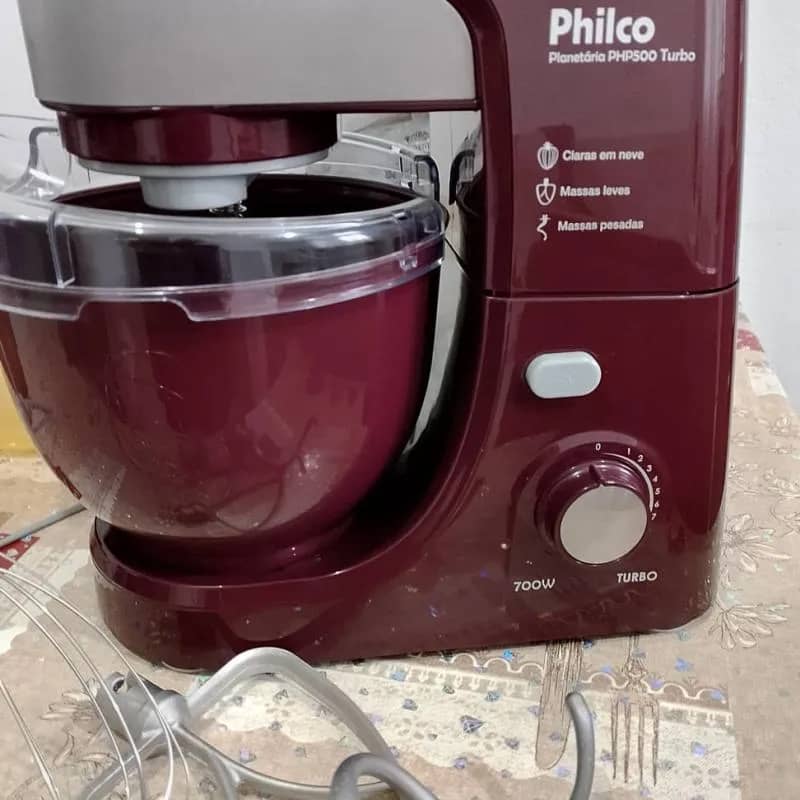 Imagem da campanha Batedeira Fhilco