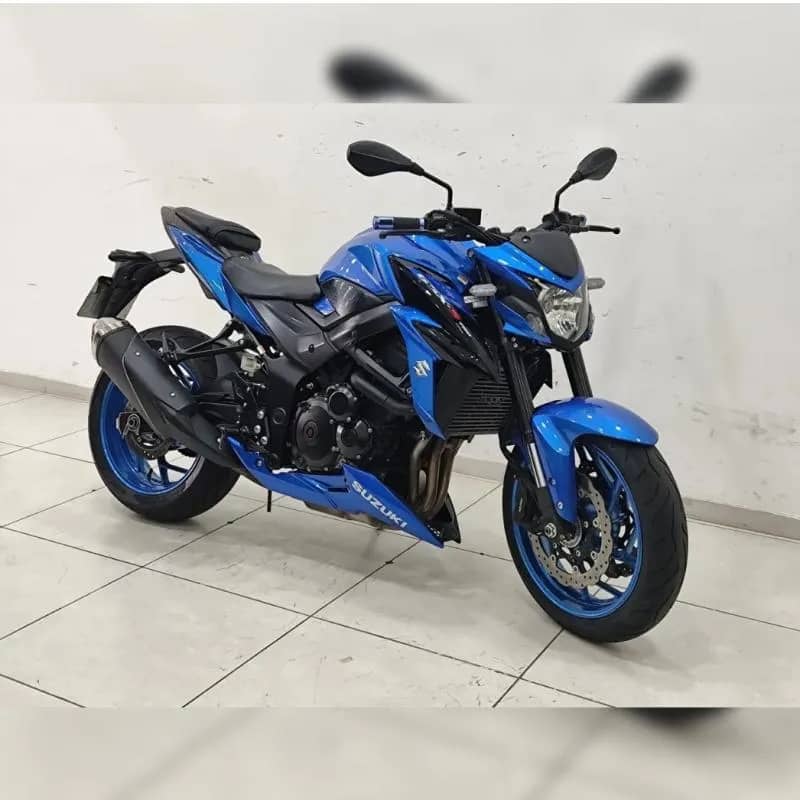 Imagem da campanha Moto Suzuki GSX-S750 ou 30 mil no pix
