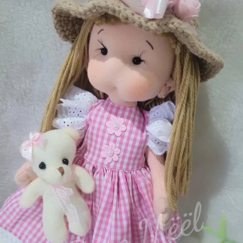 Imagem da campanha Ajude me a ajudar uma amiga