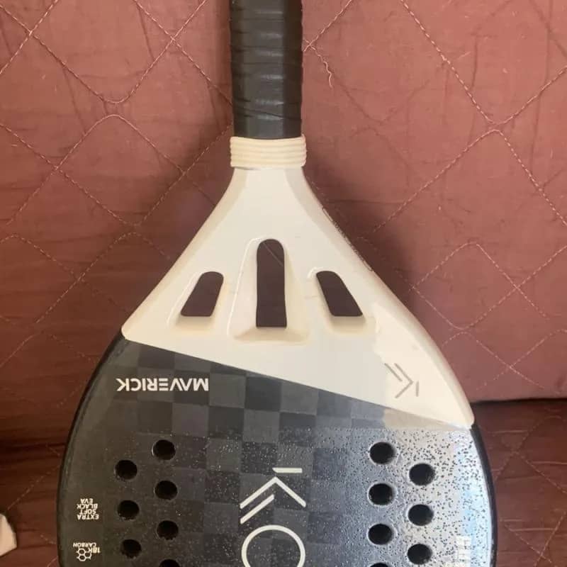 Imagem da campanha RIFA Raquete de Beach Tennis Kona Maverick White - Seminova