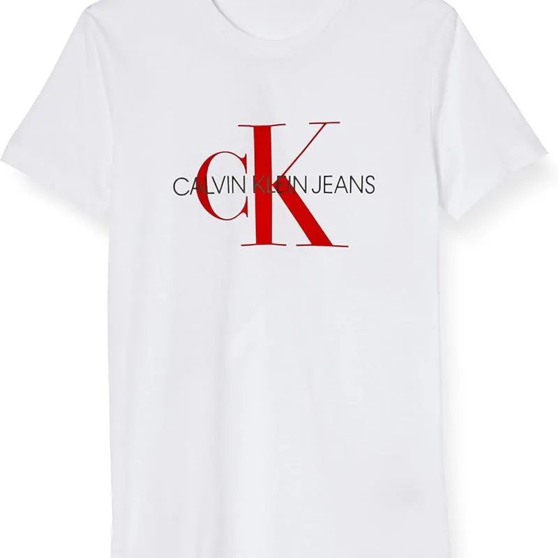 Imagem da campanha camiseta Calvin Klein