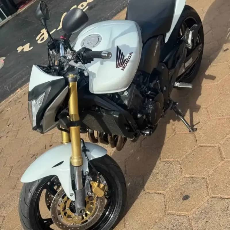 Imagem da campanha Hornet ou 30 mil