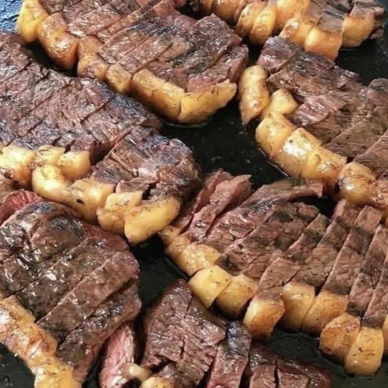 Imagem da campanha Salvar o Hulk, um cachorro Herói