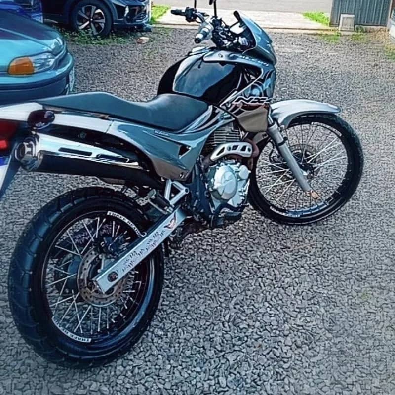 Imagem da campanha MOTO FALCON 400CC COMPLETA